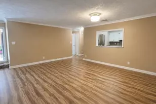831 Lake Hollow Blvd SW, Marietta, GA 30064 - Photo 6