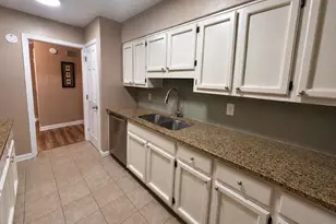 831 Lake Hollow Blvd SW, Marietta, GA 30064 - Photo 4