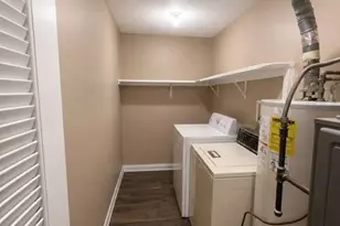 831 Lake Hollow Blvd SW, Marietta, GA 30064 - Photo 10