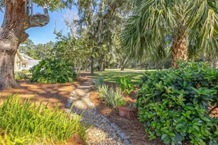 930 Champney, Saint Simons, GA 31522 - Photo 12