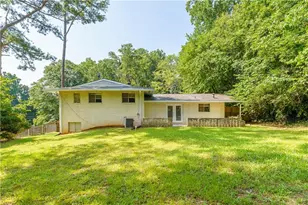 3499 Creekview Cir, Stone Mountain, GA 30083 - Photo 38