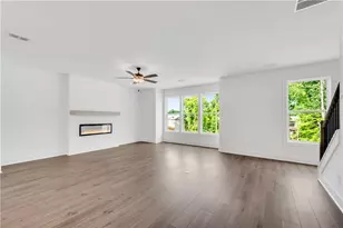 2735 Hallwood Ln, Suwanee, GA 30024 - Photo 10