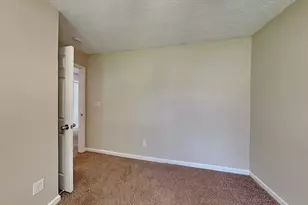 3925 Riversong Dr, Suwanee, GA 30024 - Photo 18