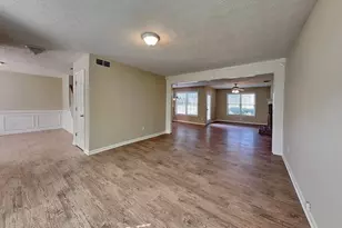3925 Riversong Dr, Suwanee, GA 30024 - Photo 6
