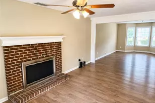 3925 Riversong Dr, Suwanee, GA 30024 - Photo 4