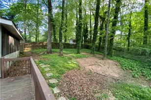 4453 Old Mabry Pl NE, Roswell, GA 30075 - Photo 16