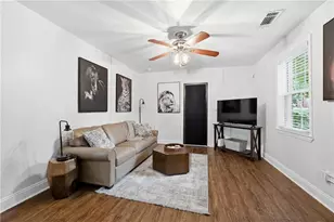 1475 Elizabeth Ln, Atlanta, GA 30344 - Photo 8