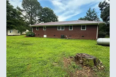 115 Pineview Lane, Hartwell, GA 30643 - Photo 4