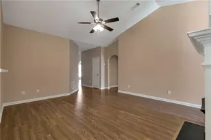 2513 Laurelfield Dr, Grayson, GA 30017 - Photo 10