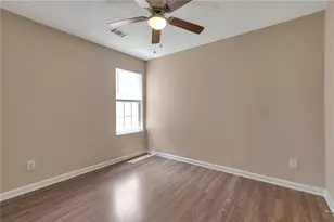 2513 Laurelfield Dr, Grayson, GA 30017 - Photo 8