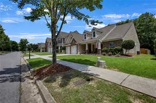 2511 Southhaven Ln, Buford, GA 30519 - Photo 2