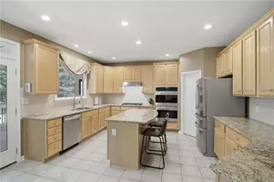 1005 Coleridge Way, Suwanee, GA 30024 - Photo 8