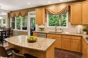 1005 Coleridge Way, Suwanee, GA 30024 - Photo 8