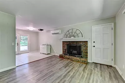 4690 Sewell Drive, Cumming, GA 30028 - Photo 6