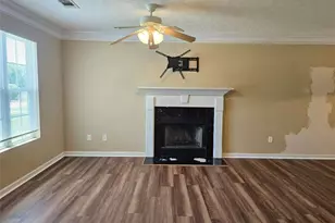 121 Governor Ln, Temple, GA 30179 - Photo 8