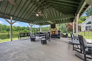 206 Highgrove Estates Dr, Monroe, GA 30655 - Photo 92