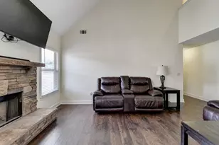 82 Lake Point Ct, Jefferson, GA 30549 - Photo 8