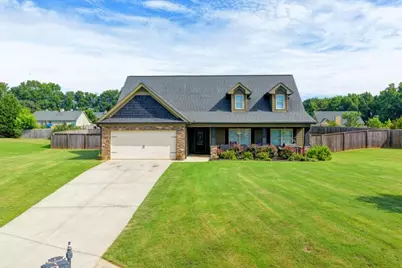 82 Lake Point Court, Jefferson, GA 30549 - Photo 4
