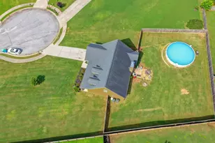 82 Lake Point Ct, Jefferson, GA 30549 - Photo 52
