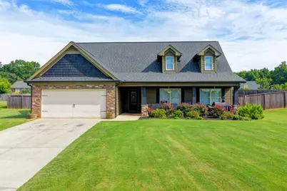 82 Lake Point Court, Jefferson, GA 30549 - Photo 2