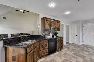 82 Lake Point Ct, Jefferson, GA 30549 - Photo 12