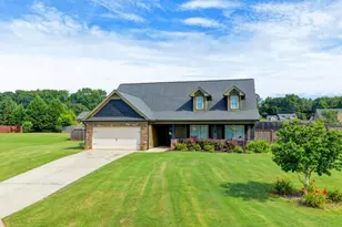 82 Lake Point Ct, Jefferson, GA 30549 - Photo 1