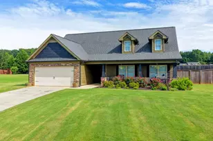82 Lake Point Ct, Jefferson, GA 30549 - Photo 4