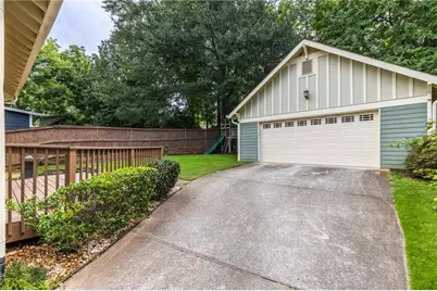 178 Watson Circle SE, Atlanta, GA 30317 - Photo 38