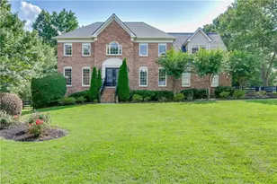 1331 Lakeshore Dr, Snellville, GA 30078 - Photo 1
