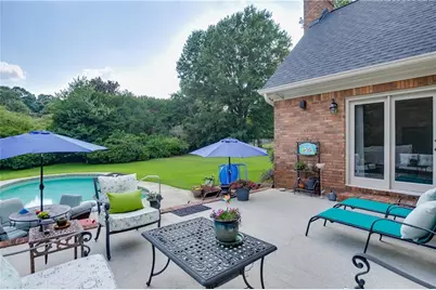 1331 Lakeshore Drive, Snellville, GA 30078 - Photo 48