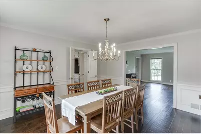 1331 Lakeshore Drive, Snellville, GA 30078 - Photo 10