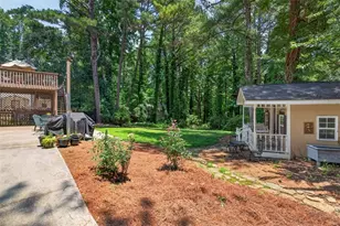 1074 Westchester Dr SW, Lilburn, GA 30047 - Photo 64