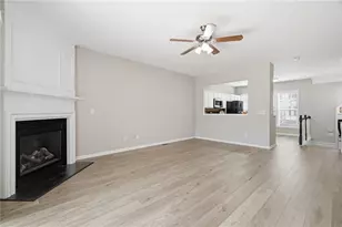 1317 Thornborough Dr, Alpharetta, GA 30004 - Photo 4