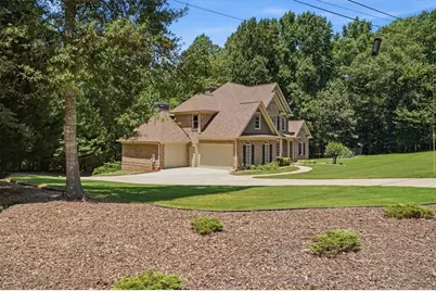 6382 Snelling Mill Road, Flowery Branch, GA 30542 - Photo 2