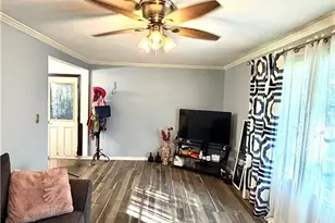 753 Brookwood Terrace SW, Lilburn, GA 30047 - Photo 4