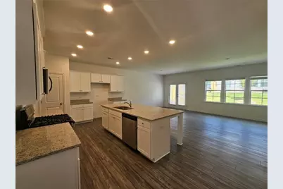 1853 Frisco Way, Suwanee, GA 30024 - Photo 4