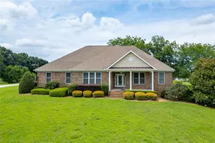 563 Martin Rd, Talmo, GA 30575 - Photo 1