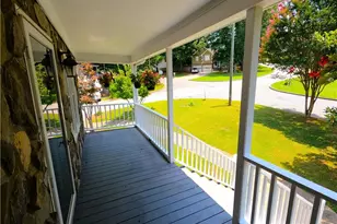 1 Stonebridge Ct SE, Cartersville, GA 30121 - Photo 2