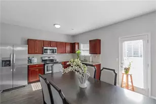 411 Bandelier Cir, Hampton, GA 30228 - Photo 16