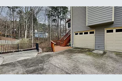 4856 Hawk Place NE, Marietta, GA 30066 - Photo 16