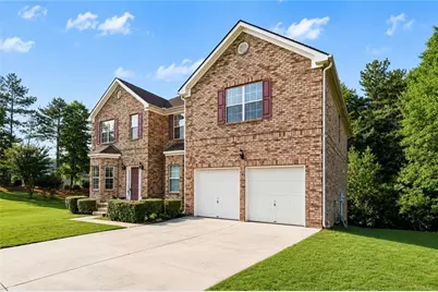 2701 Oakmont Way, Monroe, GA 30656 - Photo 2