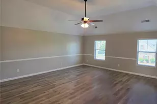 3639 Lake End Dr, Loganville, GA 30052 - Photo 18