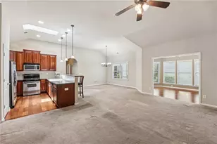 204 Oakleaf Dr, Acworth, GA 30102 - Photo 8