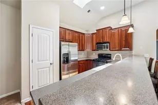 204 Oakleaf Dr, Acworth, GA 30102 - Photo 18