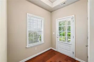 204 Oakleaf Dr, Acworth, GA 30102 - Photo 2
