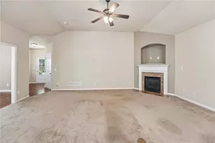 204 Oakleaf Dr, Acworth, GA 30102 - Photo 6