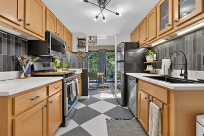 7750 Roswell Road #F5, Atlanta, GA 30350 - Photo 12