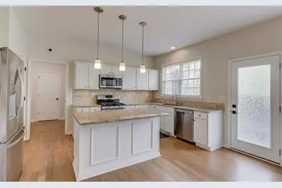 5135 Amberden Hall Drive, Suwanee, GA 30024 - Photo 2