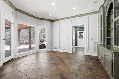 7300 Chattahoochee Bluff Drive, Atlanta, GA 30350 - Photo 10