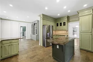 7300 Chattahoochee Bluff Dr, Atlanta, GA 30350 - Photo 8